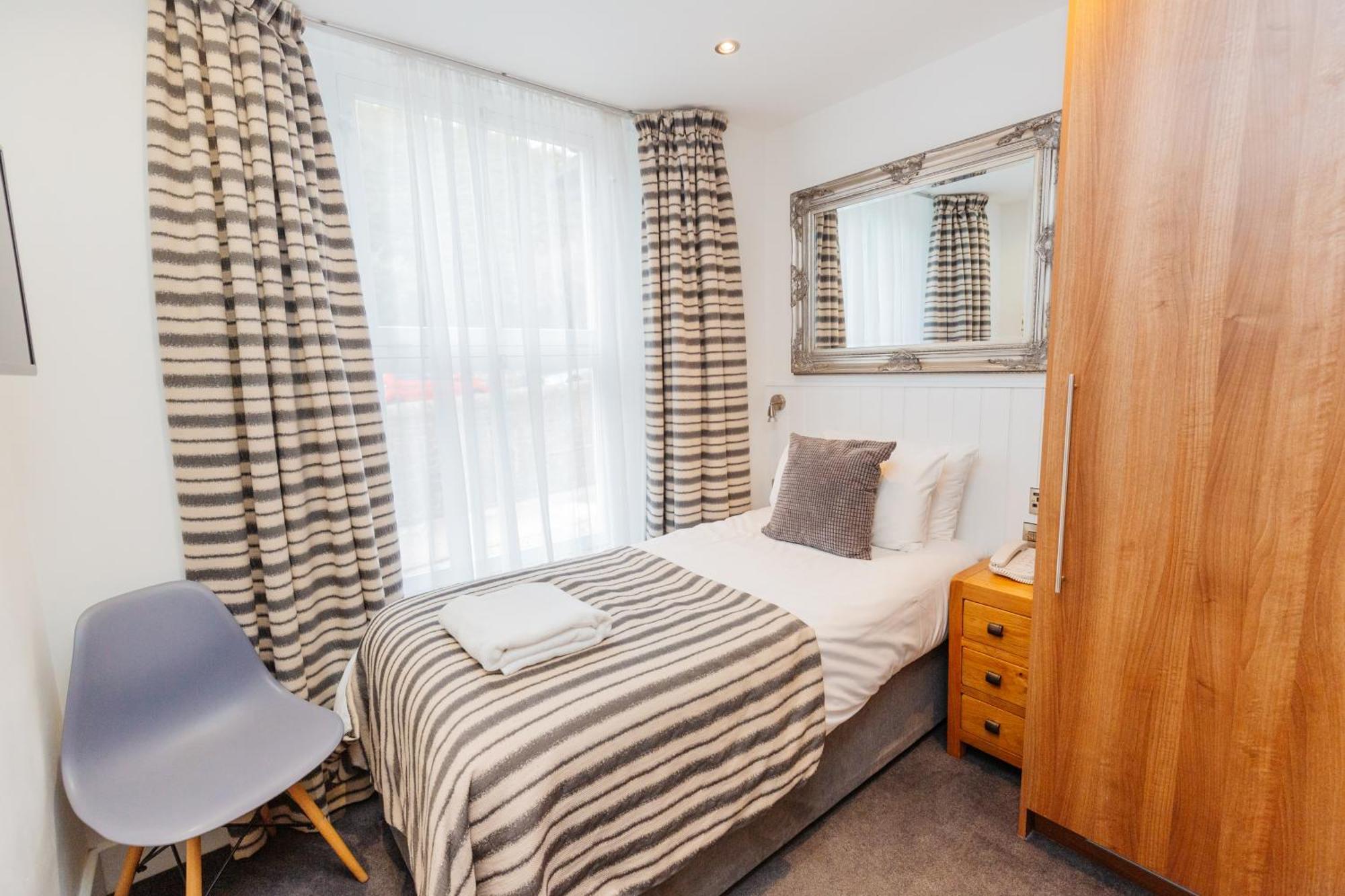 Carlton Hotel Ilfracombe Bagian luar foto