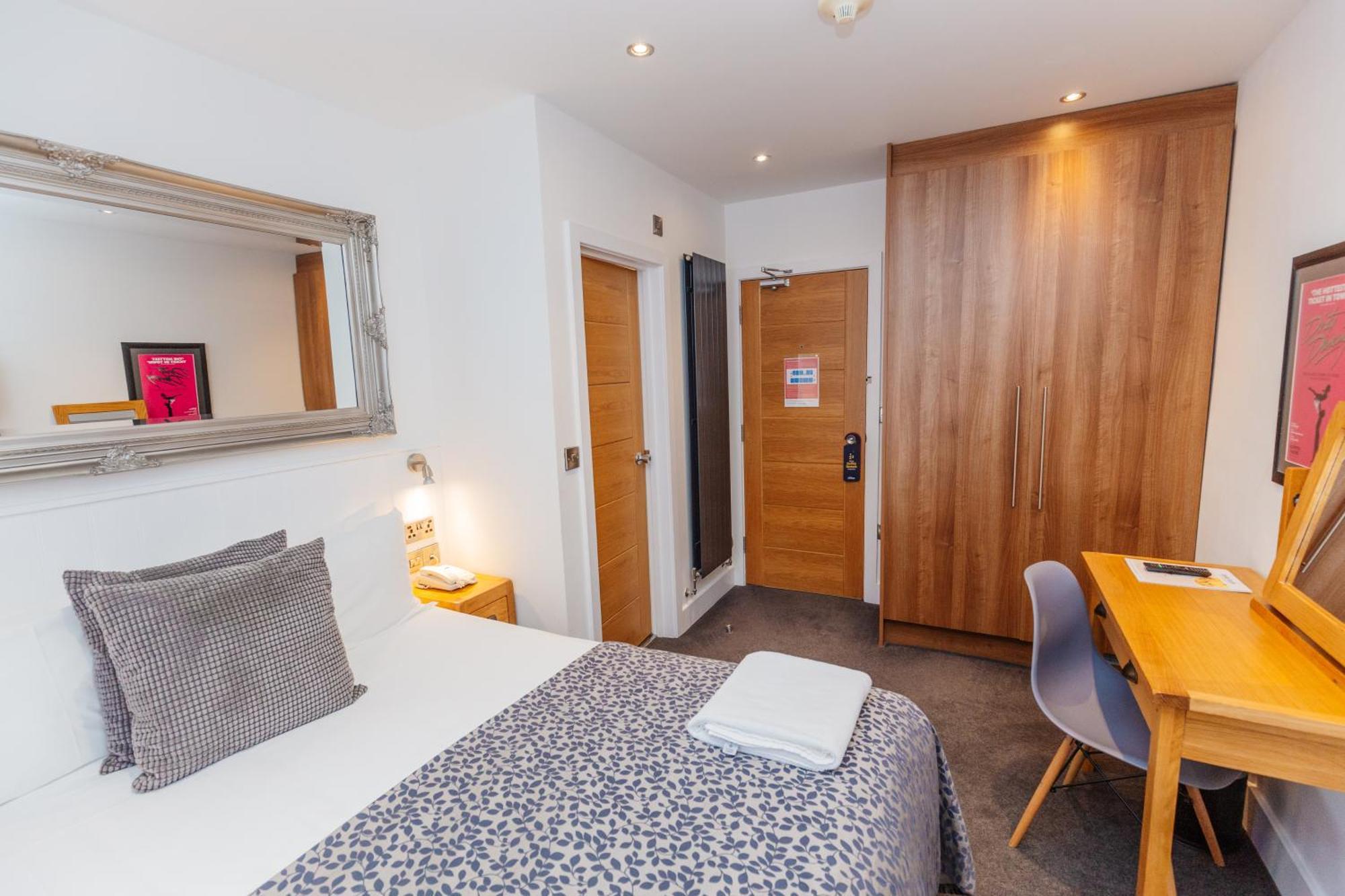 Carlton Hotel Ilfracombe Bagian luar foto